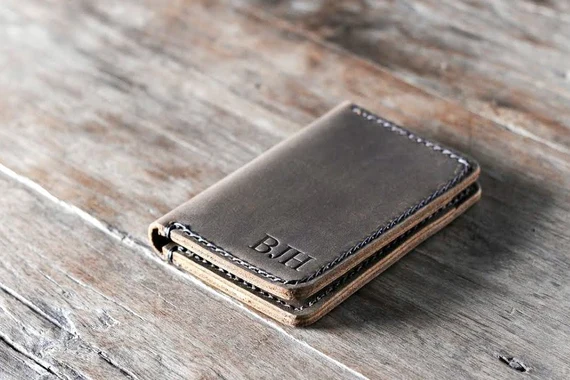 Finding the Ideal Wallet Size: What You Need to Know